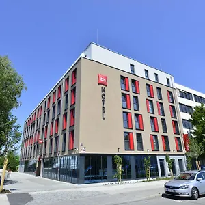 Ibis Ost Szálloda