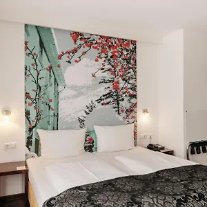 Hotel Helvetia Center, München